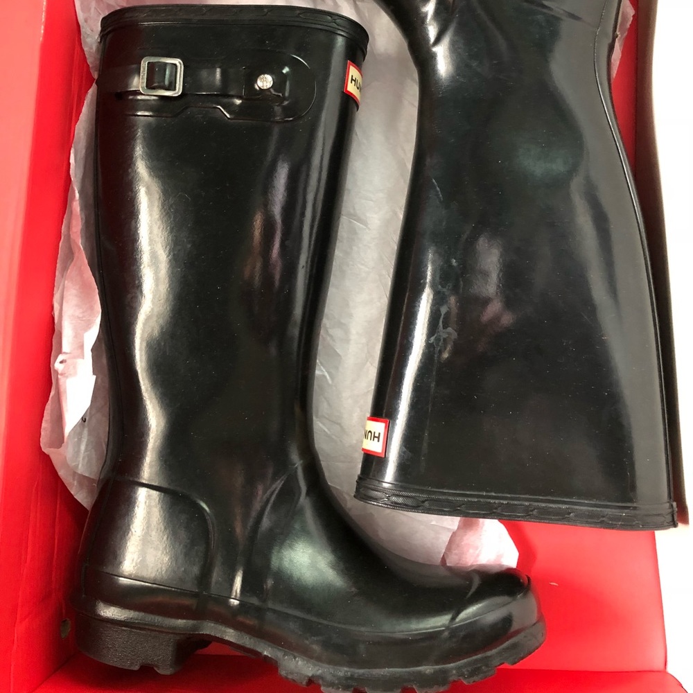 Glossy Hunter boots